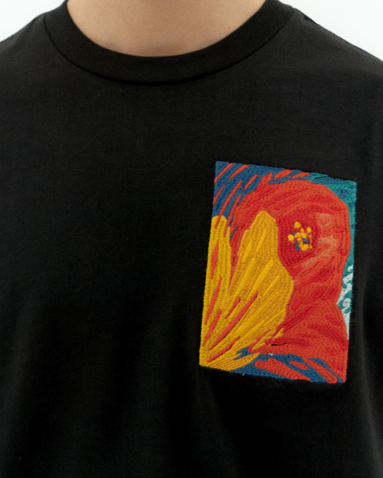 Camiseta negra abstract Zach sostenible-4