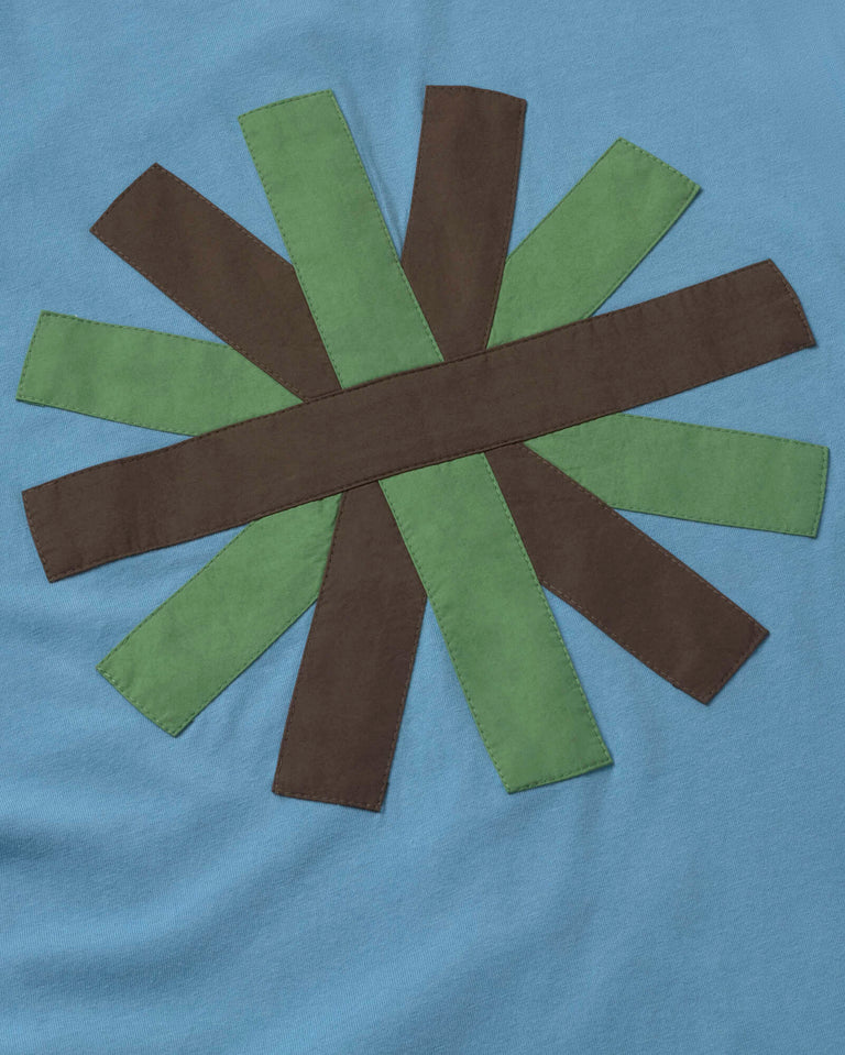 Camiseta azul patched sol espalda Aaron sostenible silueta - 2