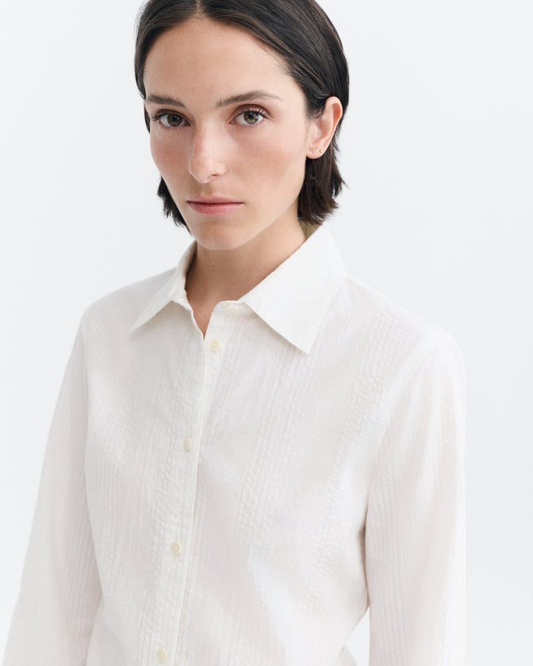 Camisa entallada blanca Katha sostenible - 3