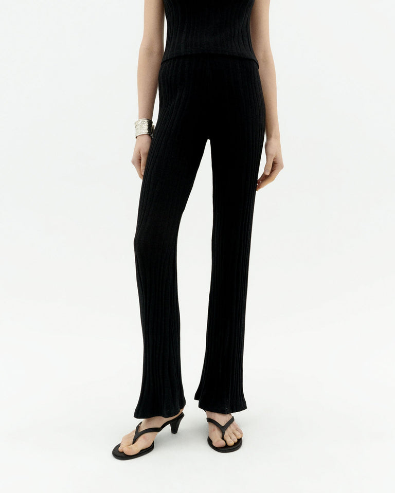 Pantalón negro Naia sostenible-1