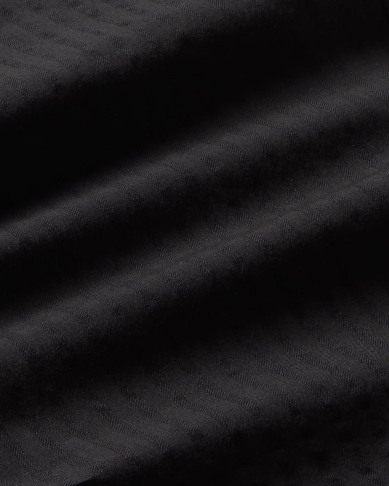 Pantalón negro seersucker Manolita sostenible- silueta 2
