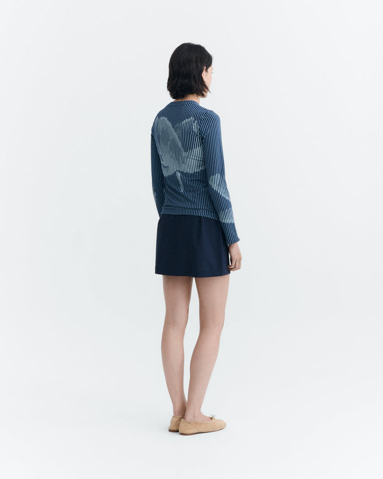 Top azul lotus Brisa sostenible - 4