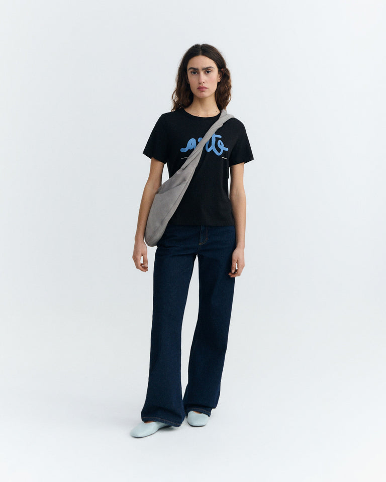 Camiseta negra arte Ida sostenible - 1